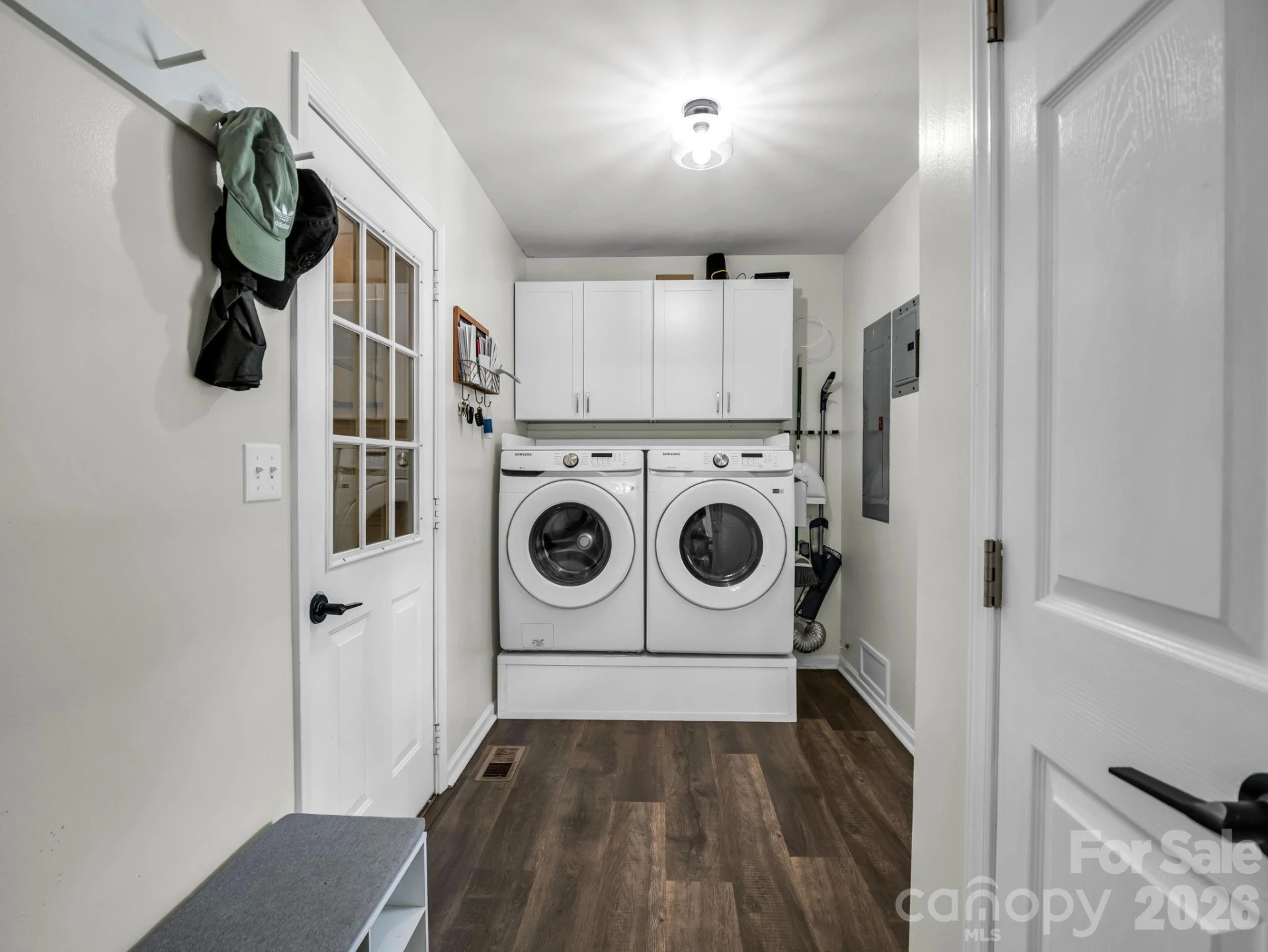 215 Hillcrest Drive - Photo 18