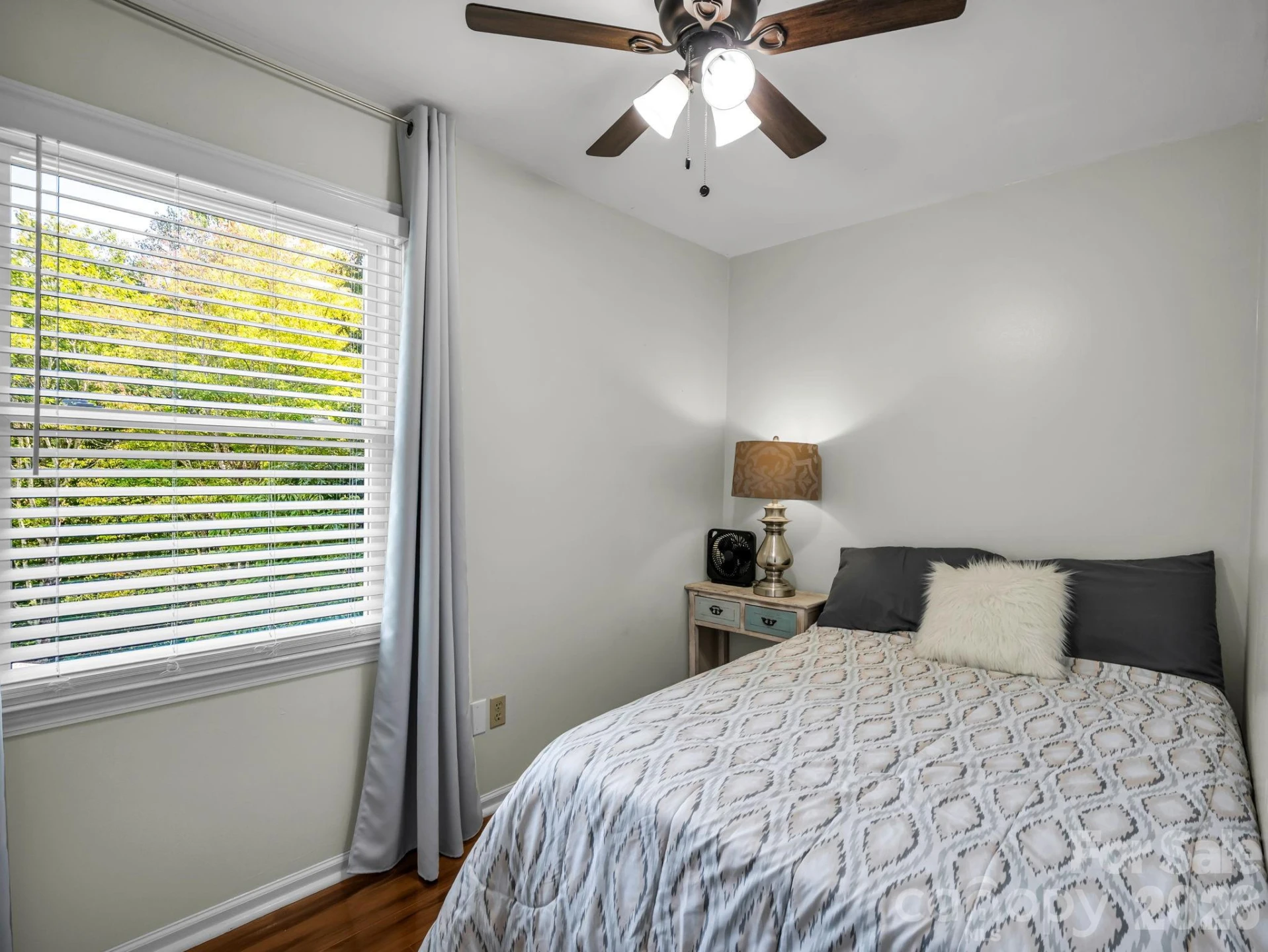 215 Hillcrest Drive - Photo 26