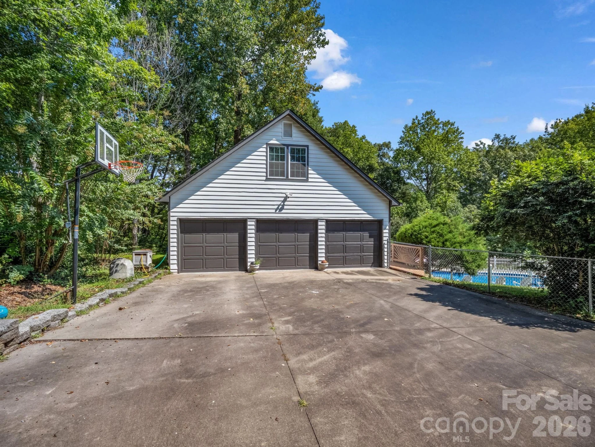 215 Hillcrest Drive - Photo 38