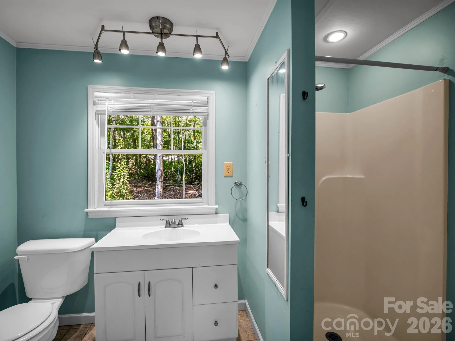 215 Hillcrest Drive - Photo 41