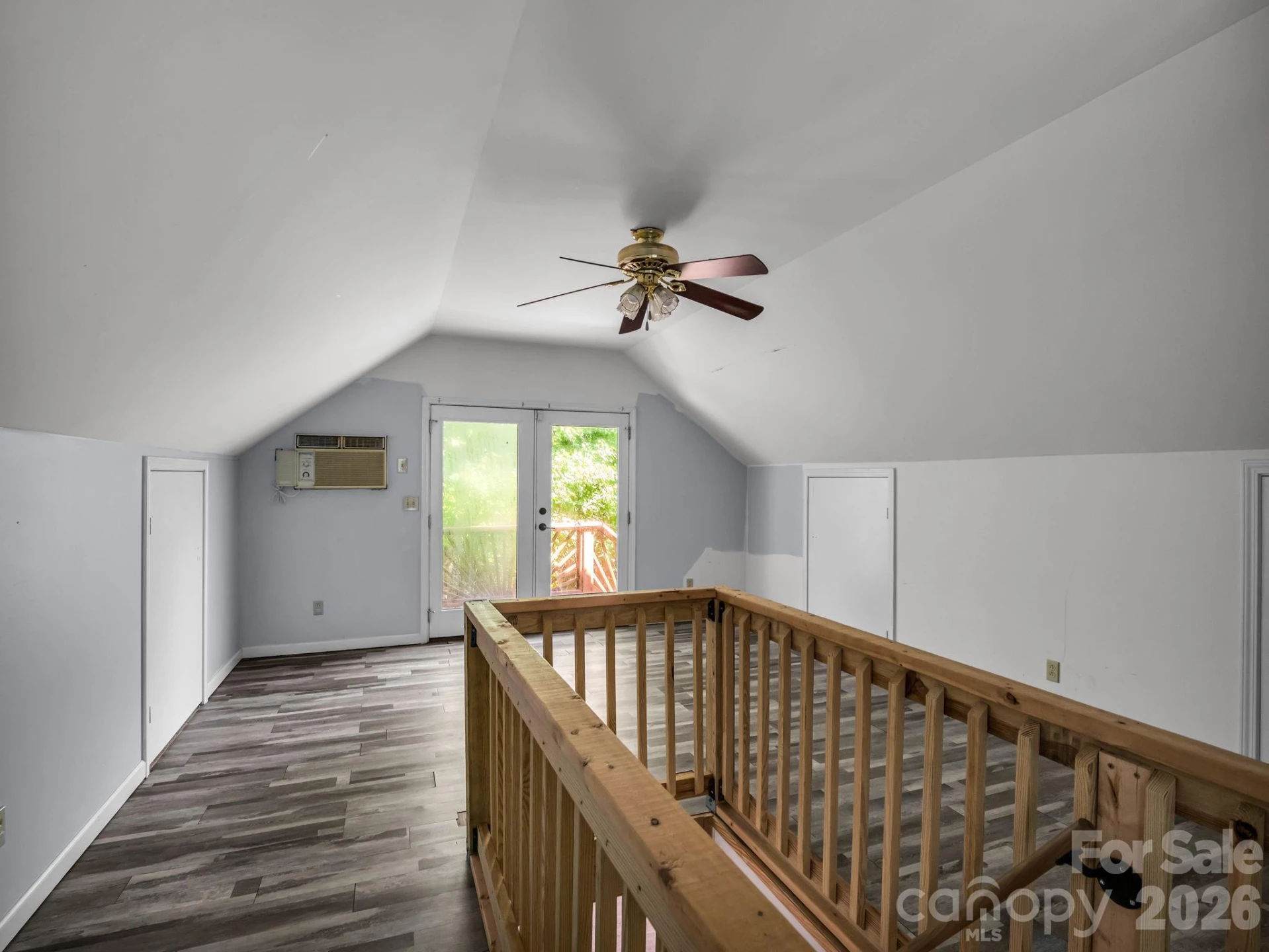 215 Hillcrest Drive - Photo 42