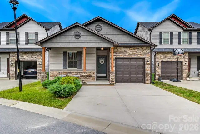 91 Cardwell Lane, Fletcher, NC, 28732