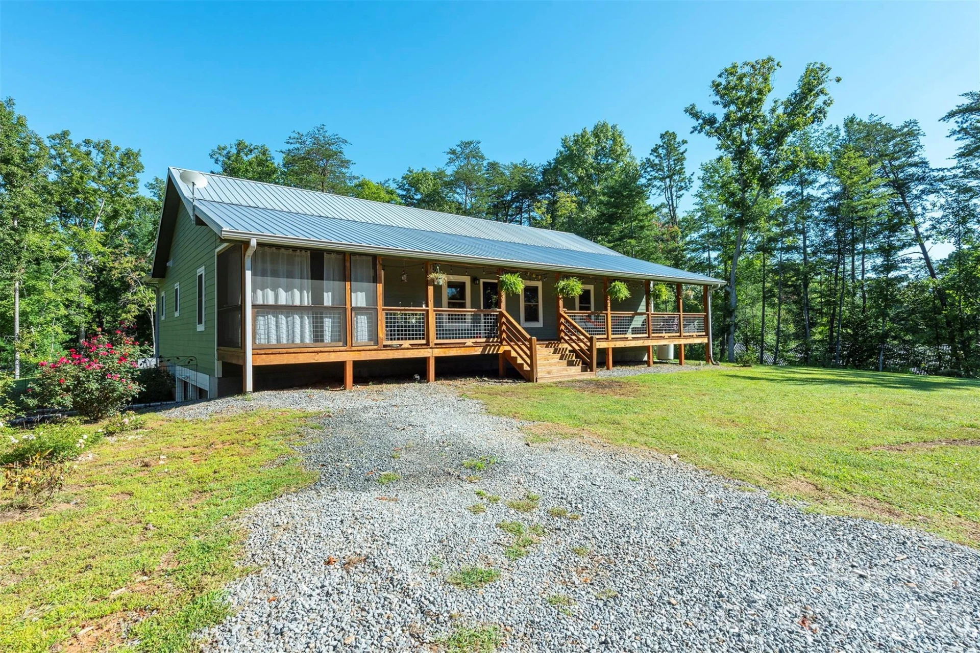 335 James View Road - Photo 2
