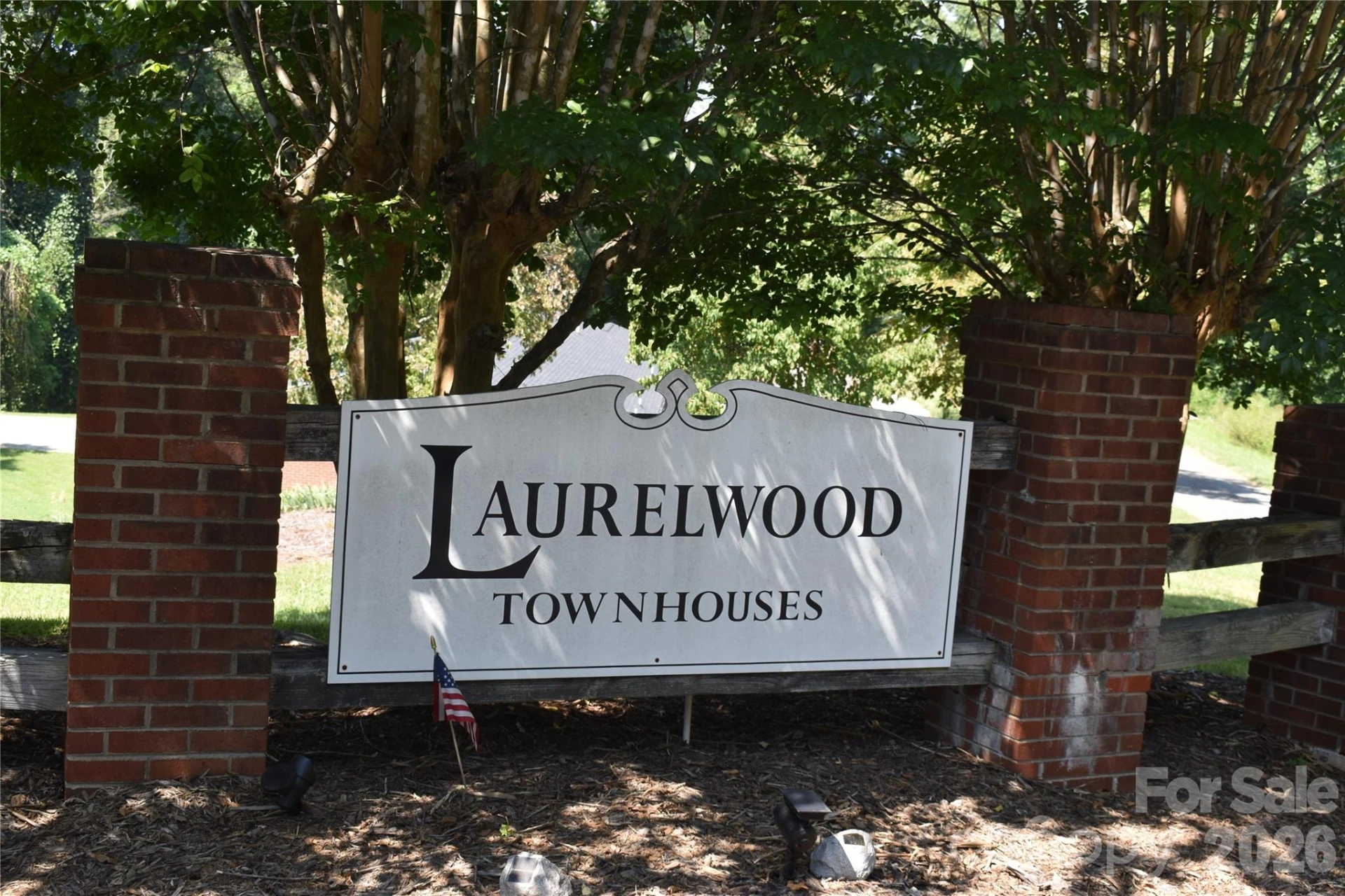 75 Laurelwood Drive #73 - Photo 2