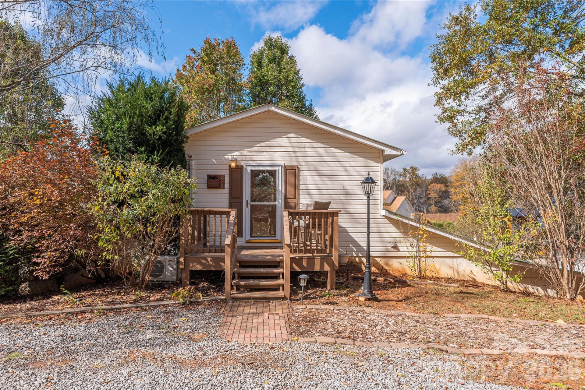 223 Davidson Road - Photo 2