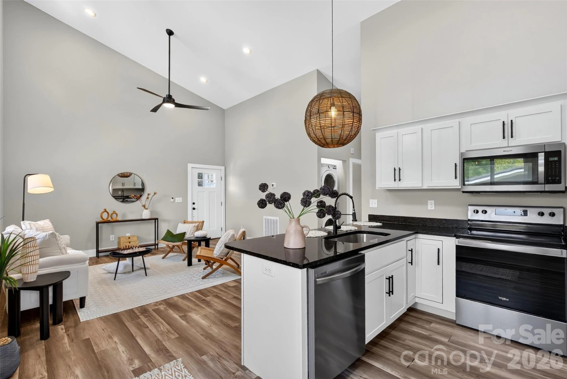 211 Hanover Street - Photo 5