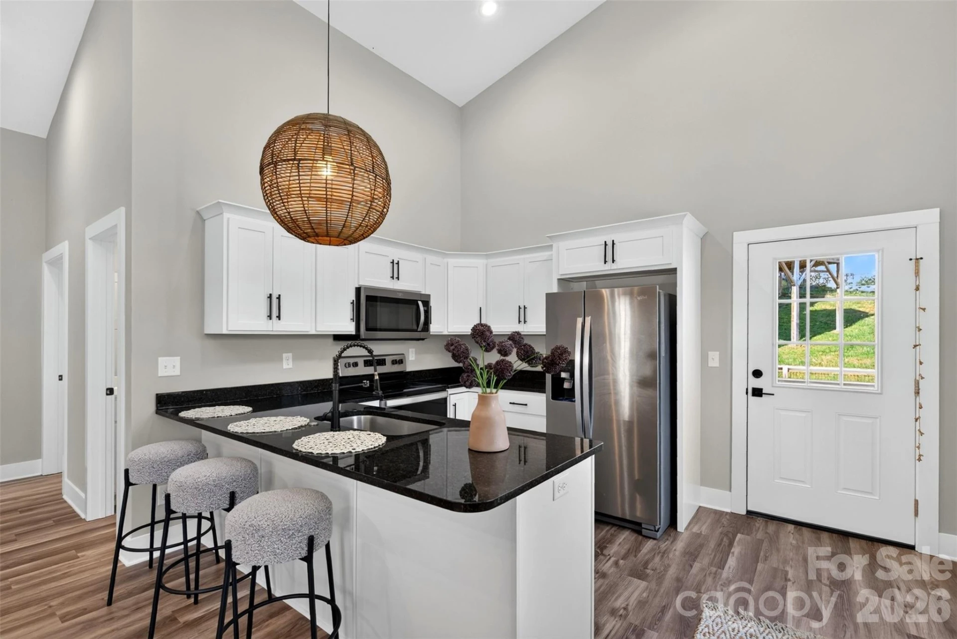 211 Hanover Street - Photo 10