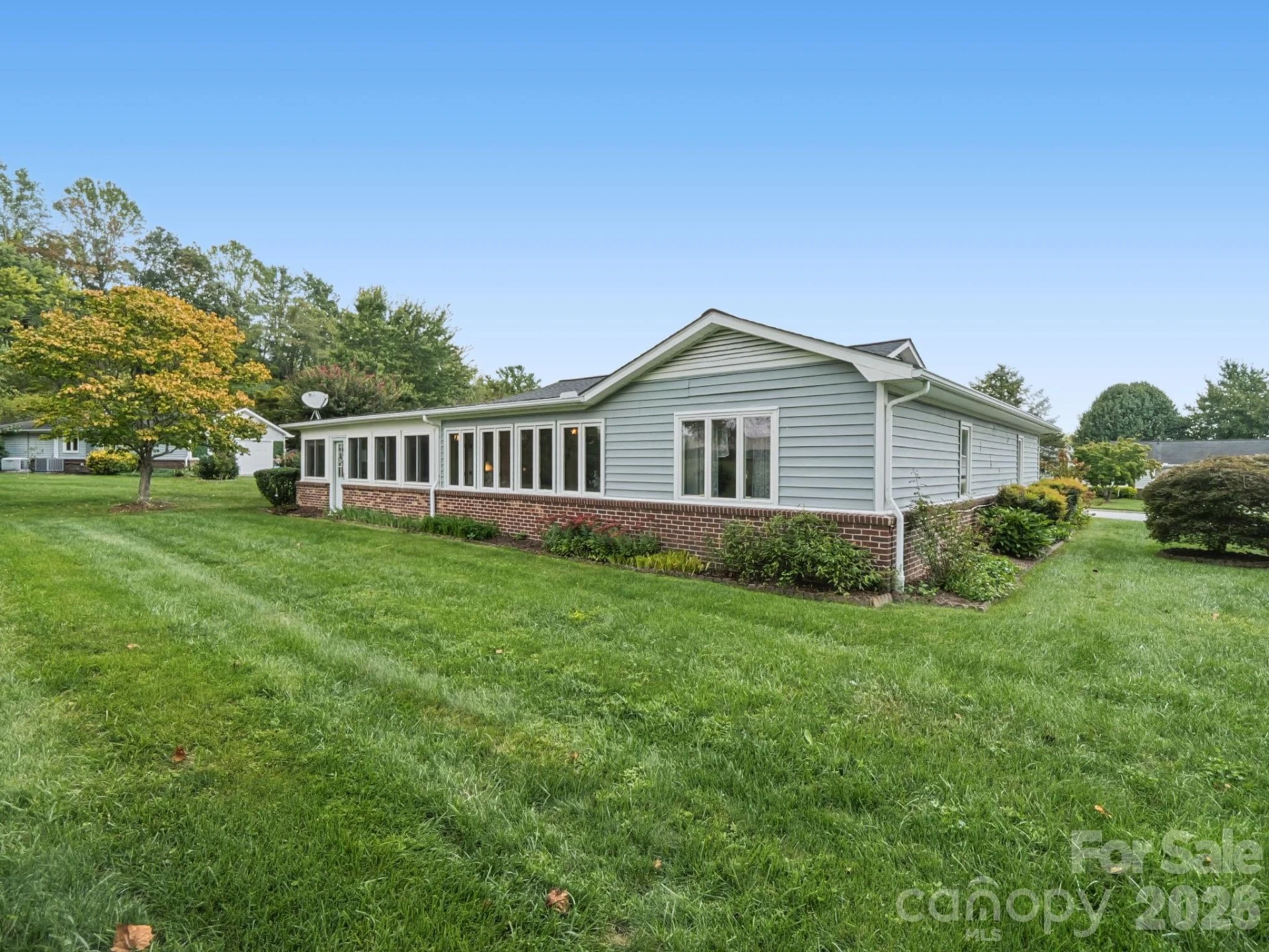 300 Dellford Court - Photo 4