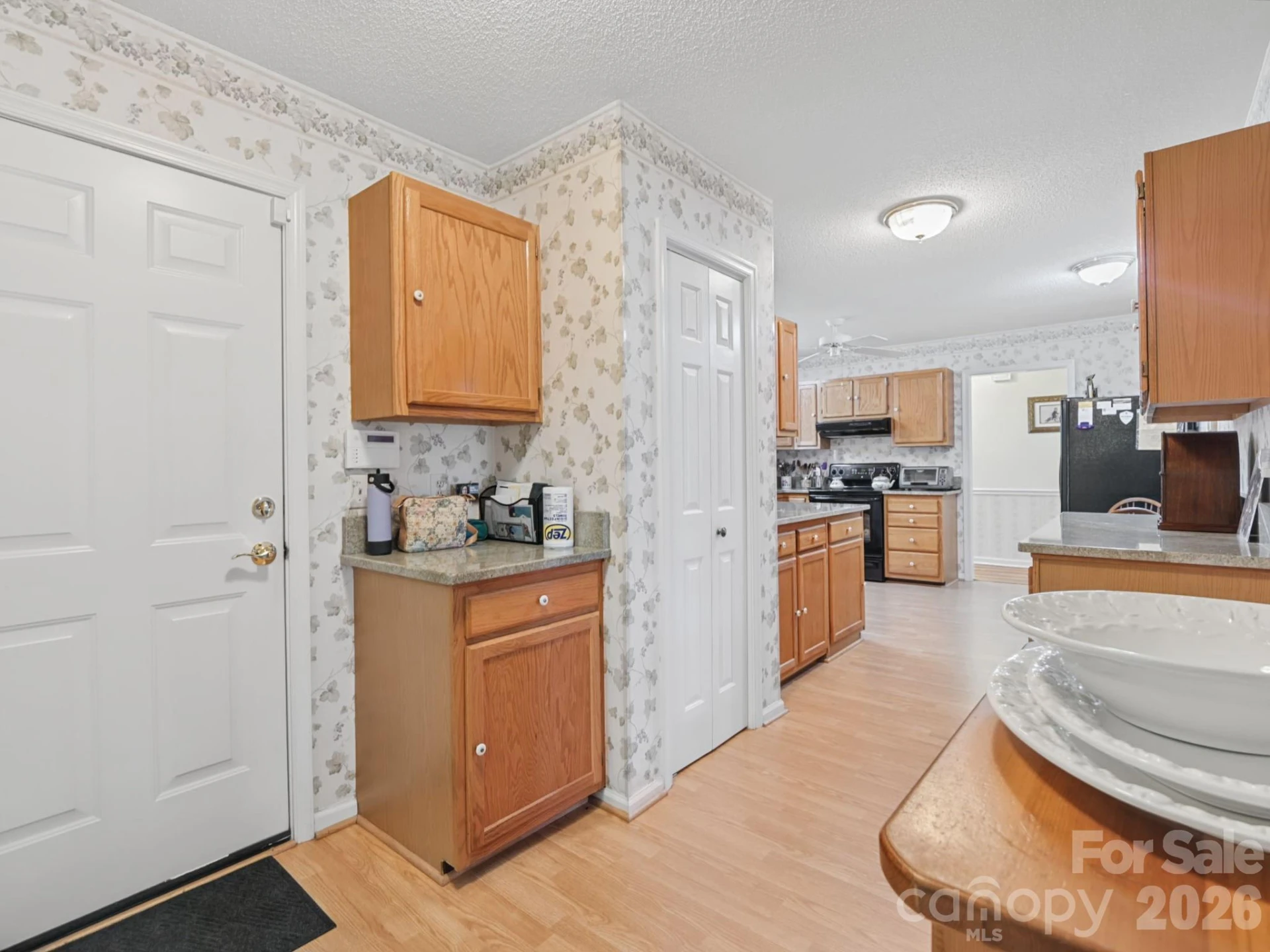 300 Dellford Court - Photo 5