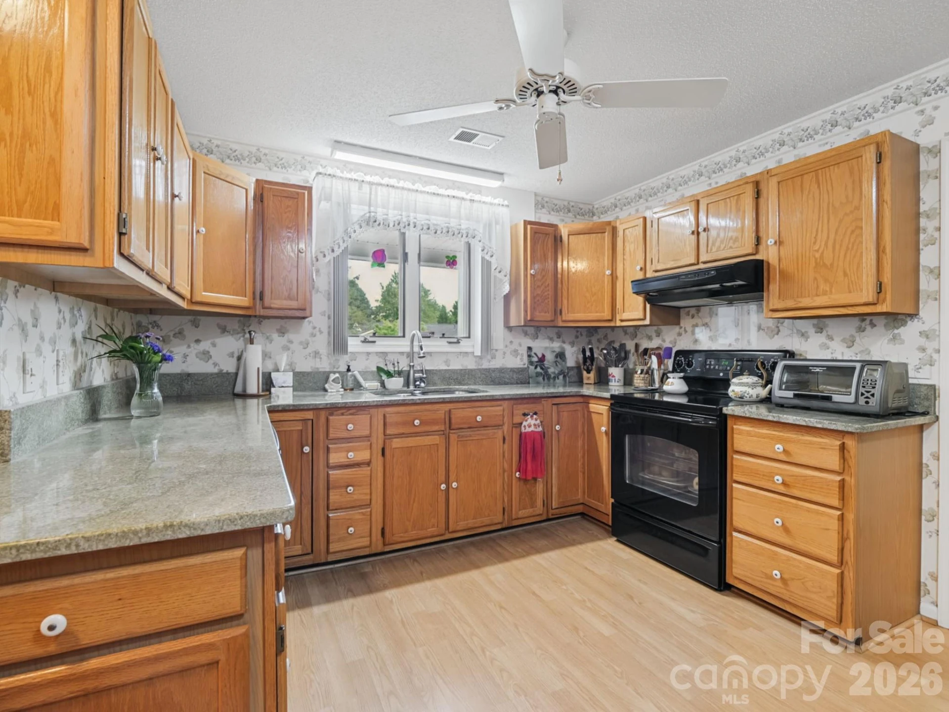 300 Dellford Court - Photo 7