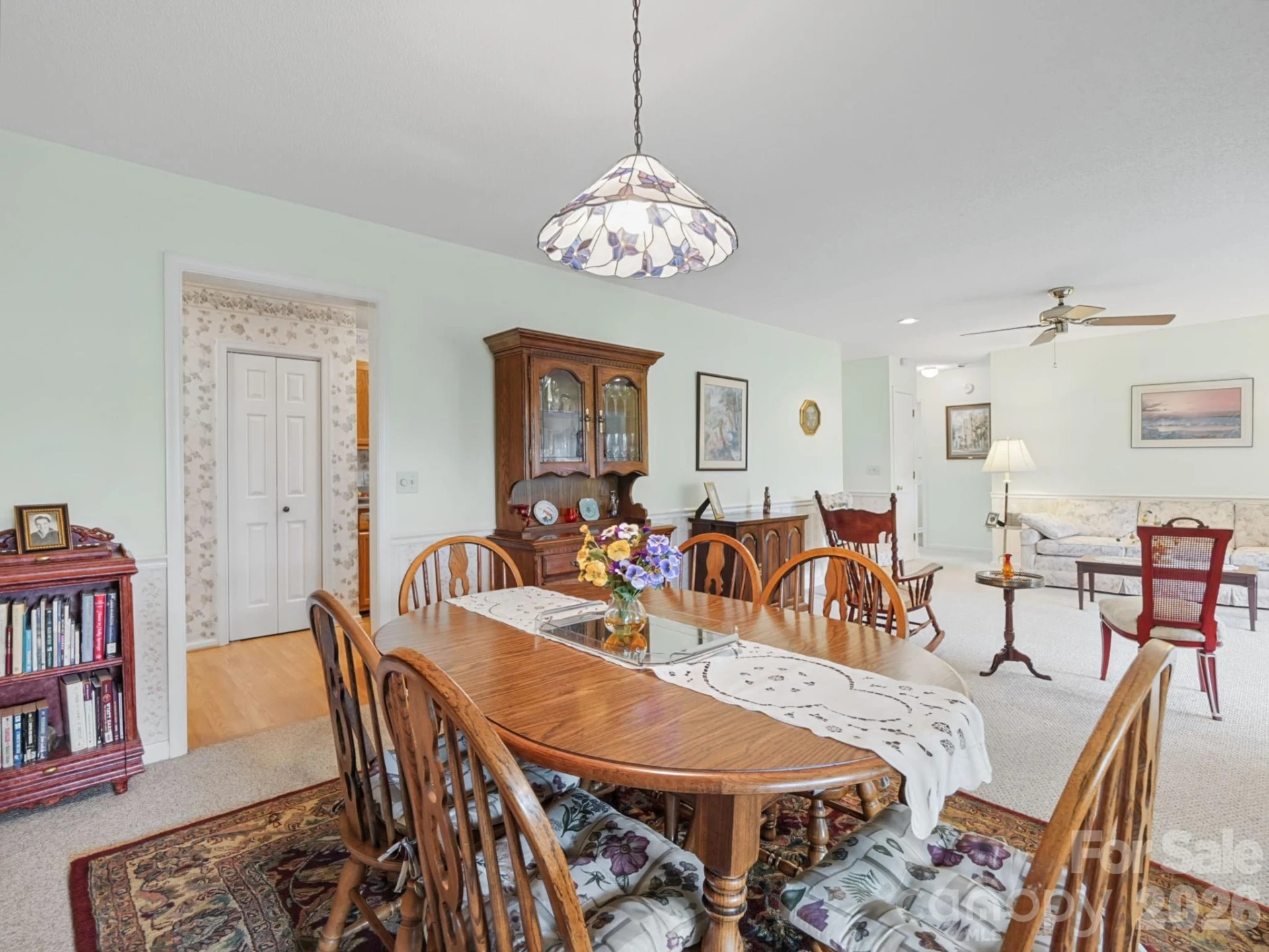 300 Dellford Court - Photo 13