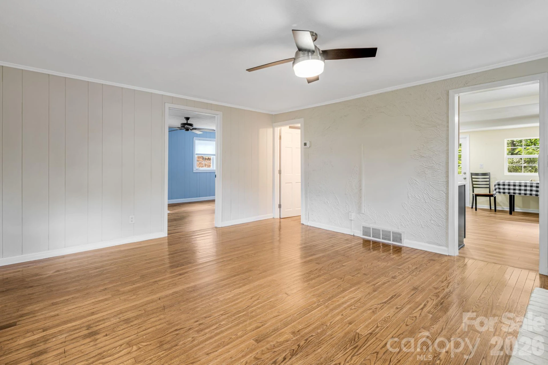 1015 Mountain View Street - Photo 9