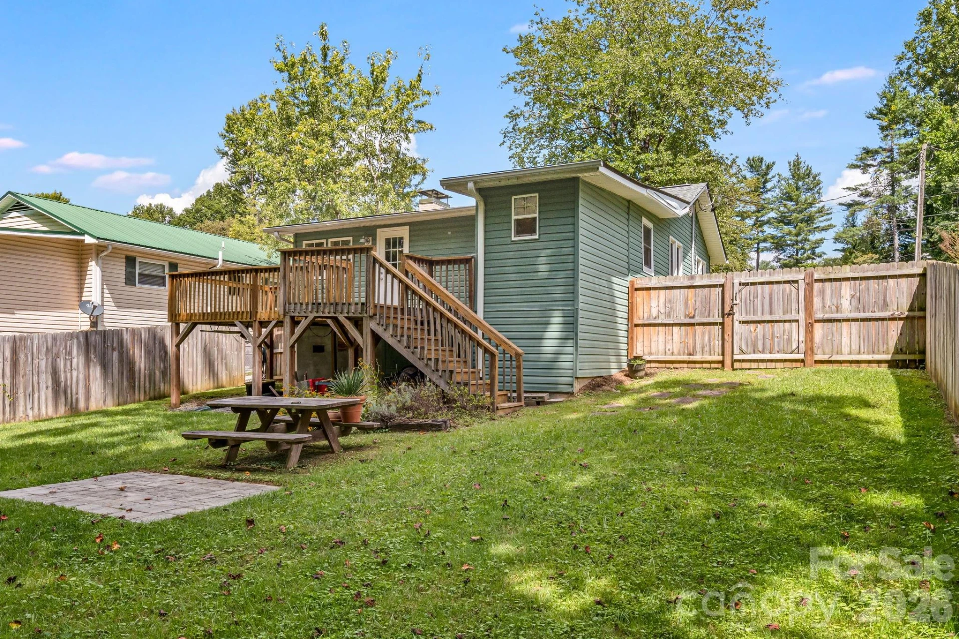 1015 Mountain View Street - Photo 27