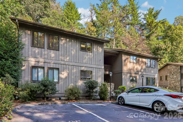 53 Lake Drive