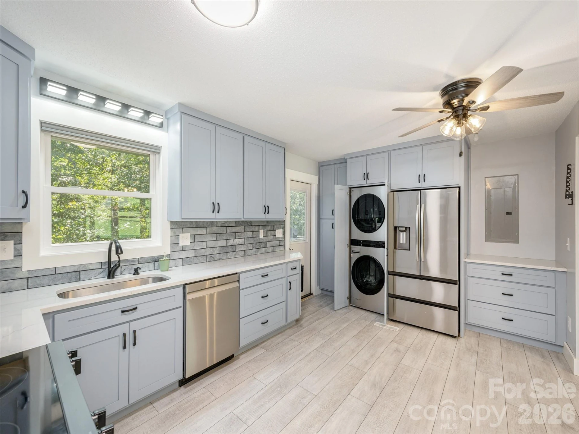 4103 Turnpike Road - Photo 11