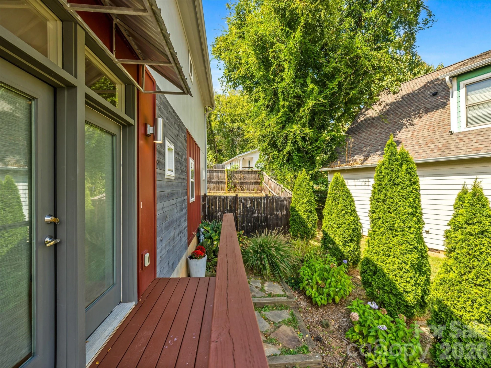 26 Blalock Avenue - Photo 2