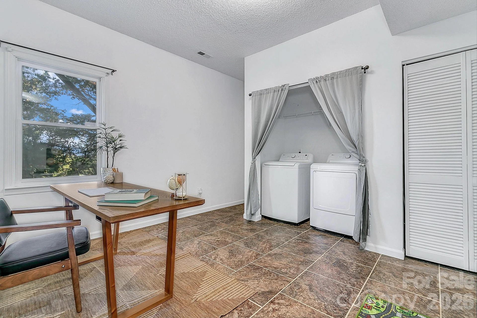 148 Stradley Mountain Road - Photo 28