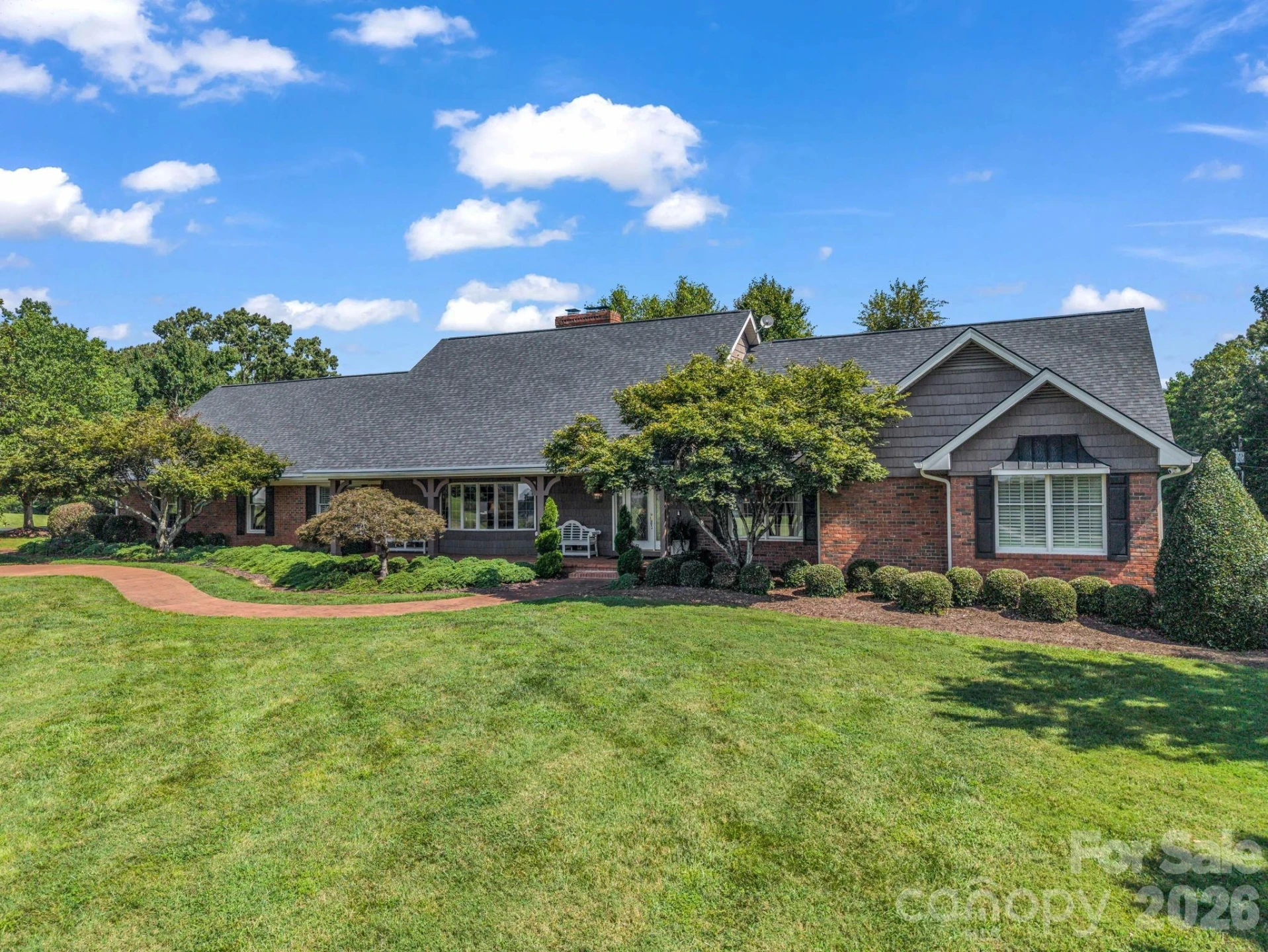 164 Brookfield Drive - Photo 2
