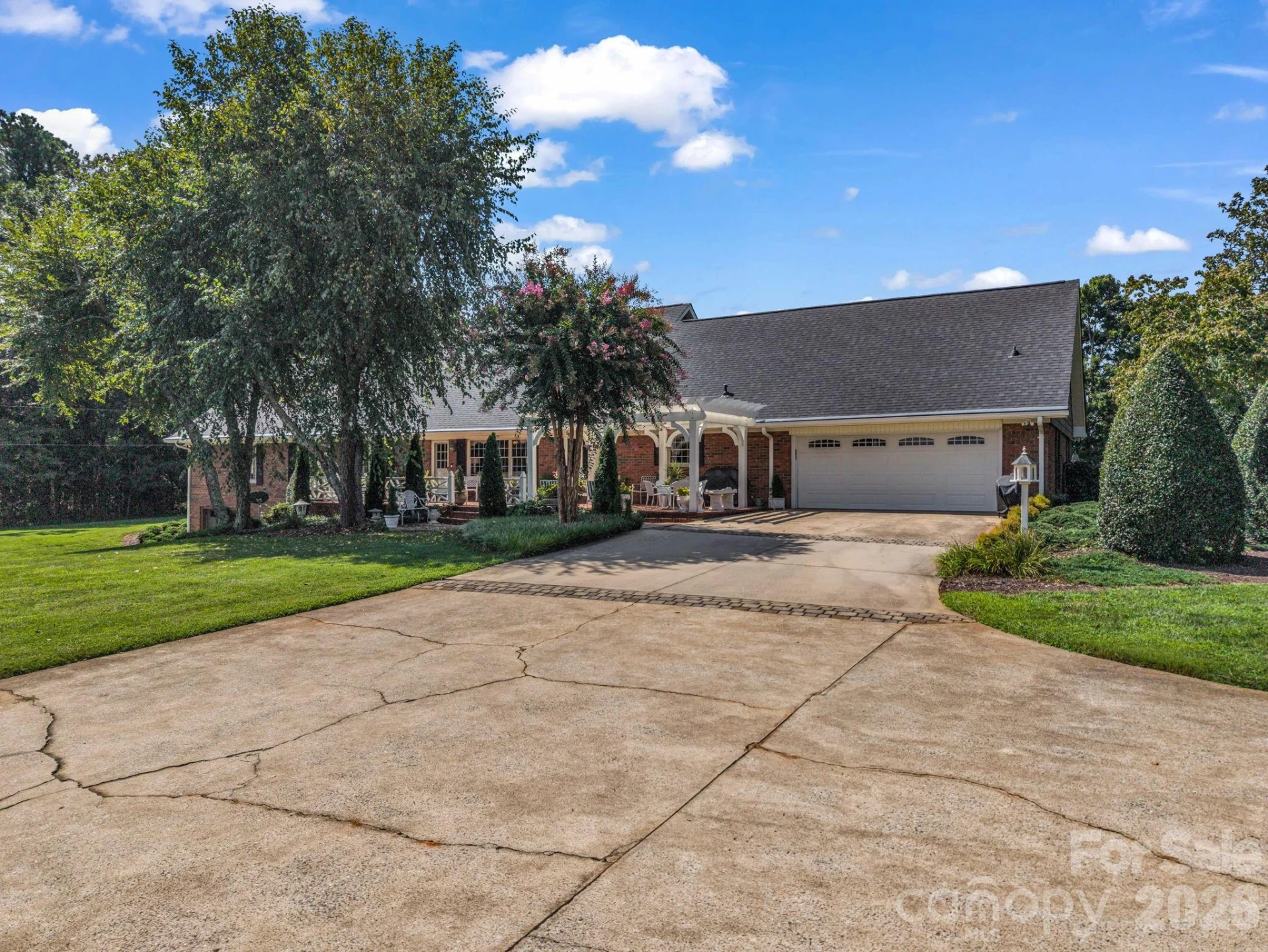 164 Brookfield Drive - Photo 4