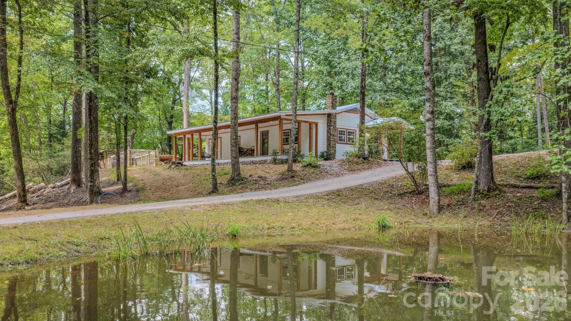 633 Kingdom Place - Photo 3