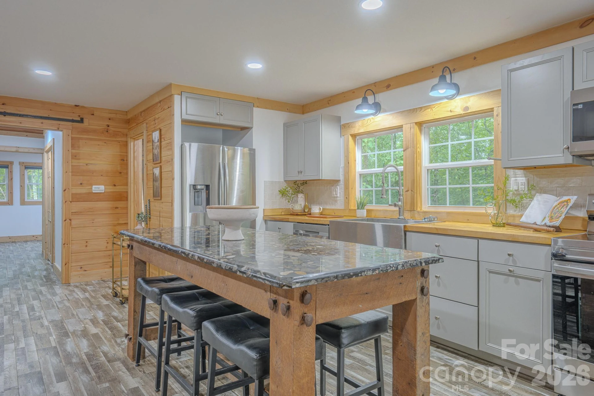 633 Kingdom Place - Photo 19
