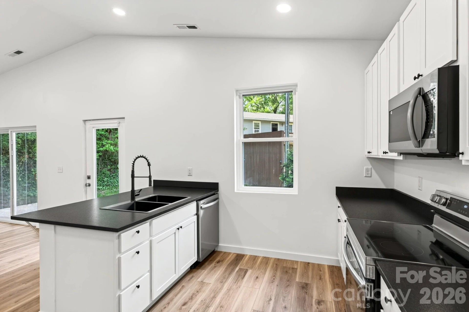 60 Pearl Street - Photo 5