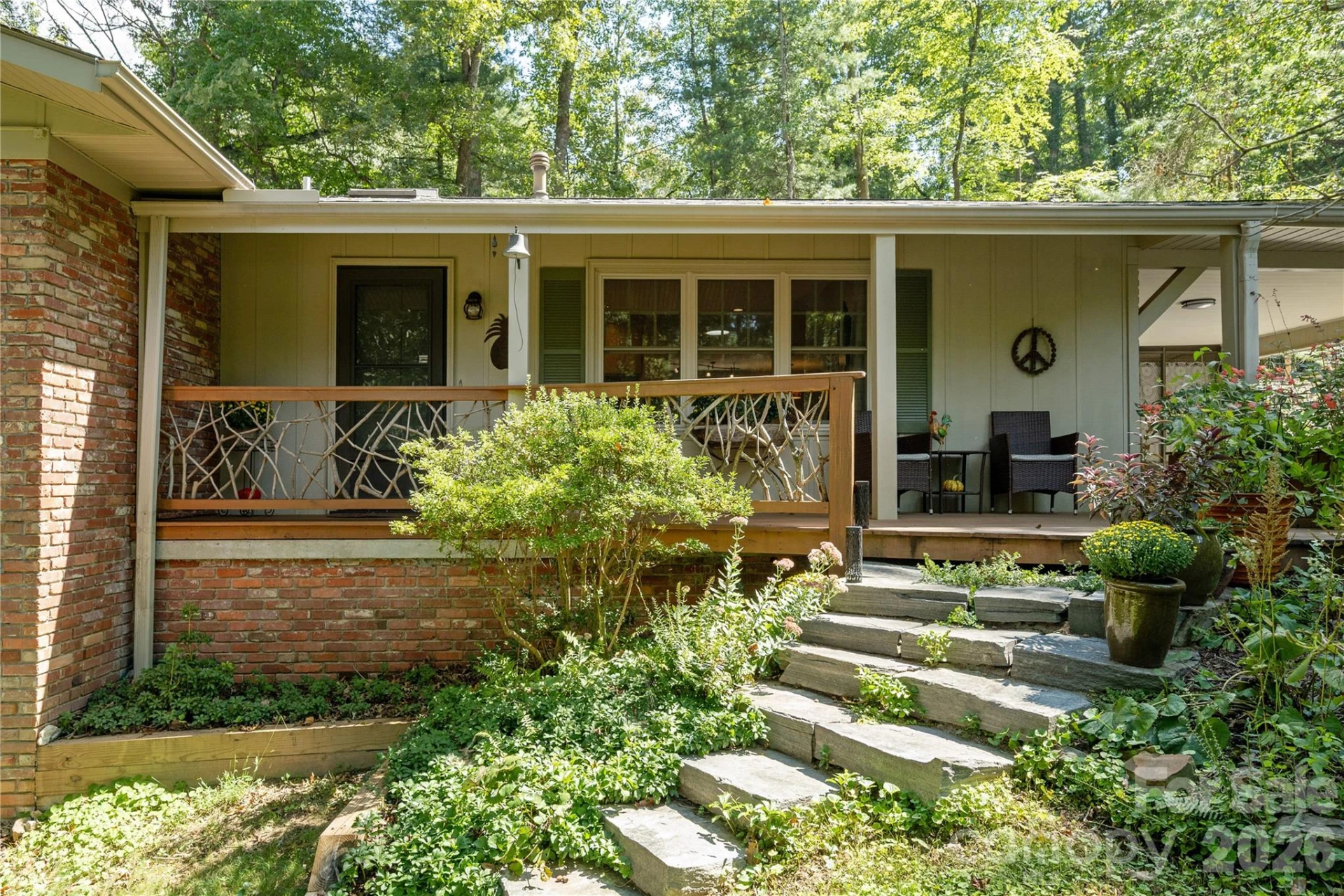 906 Indian Hill Road - Photo 4