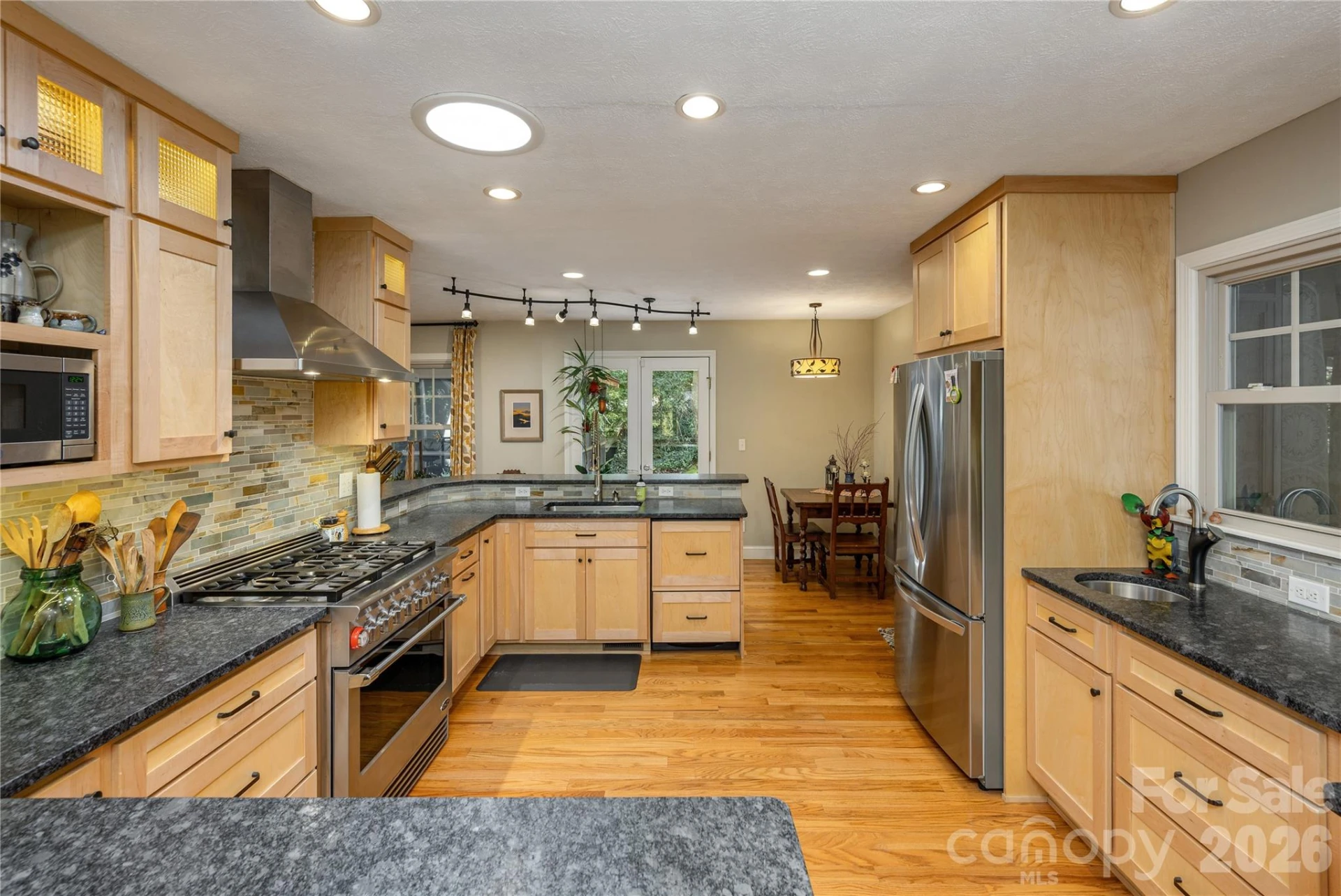 906 Indian Hill Road - Photo 10