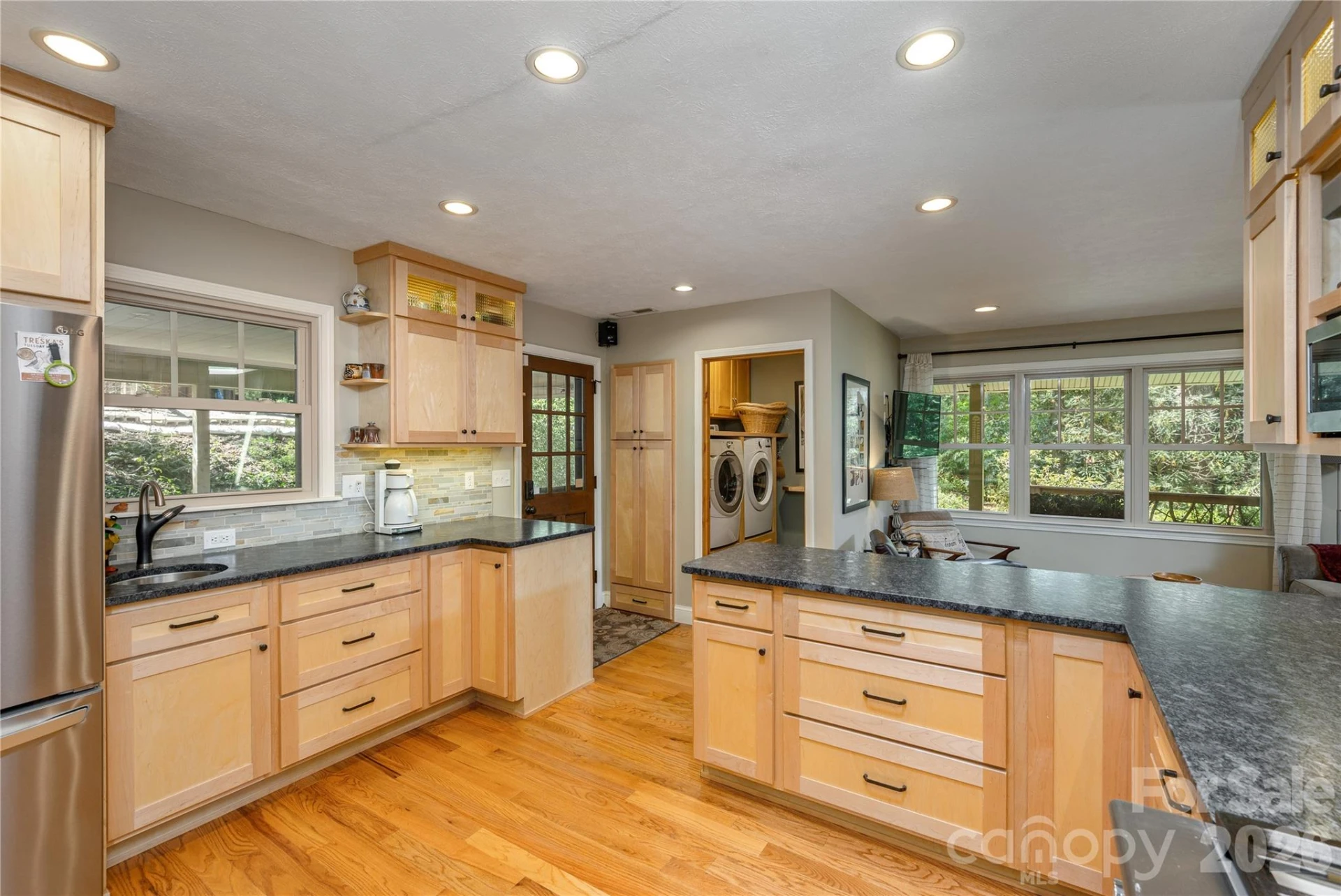 906 Indian Hill Road - Photo 13