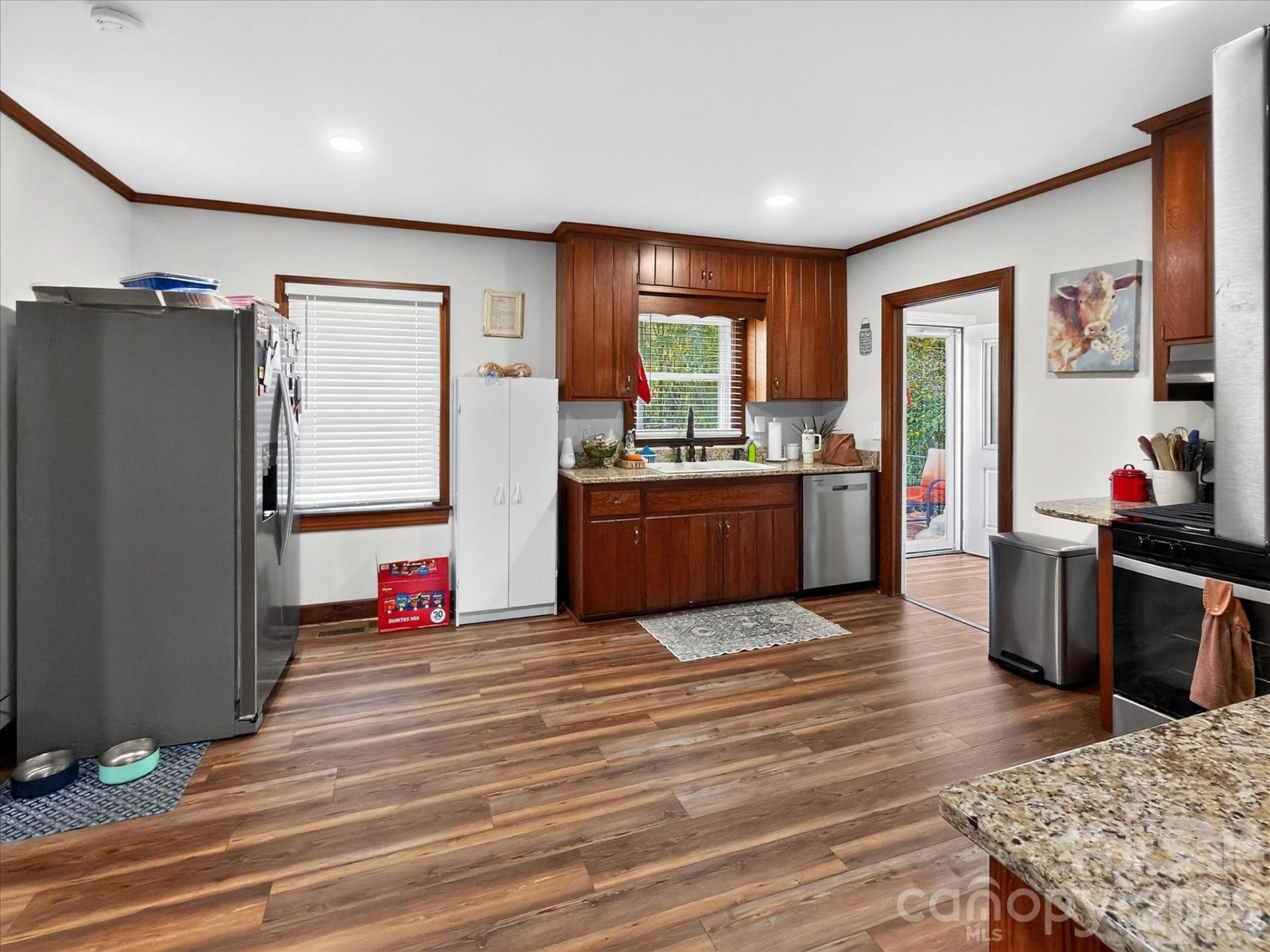 159 W Mountain Street - Photo 13