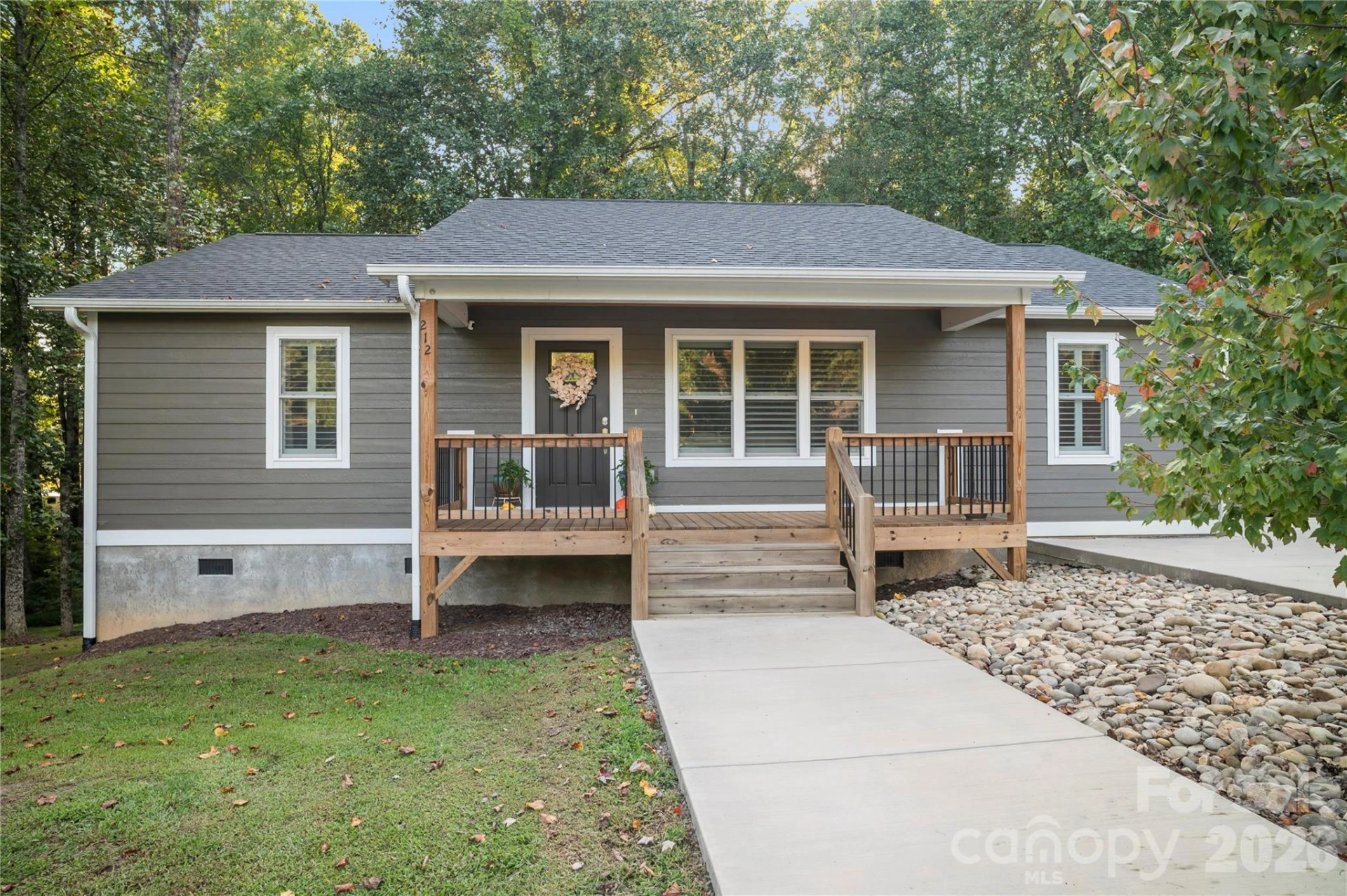 212 Walt Drive - Photo 3