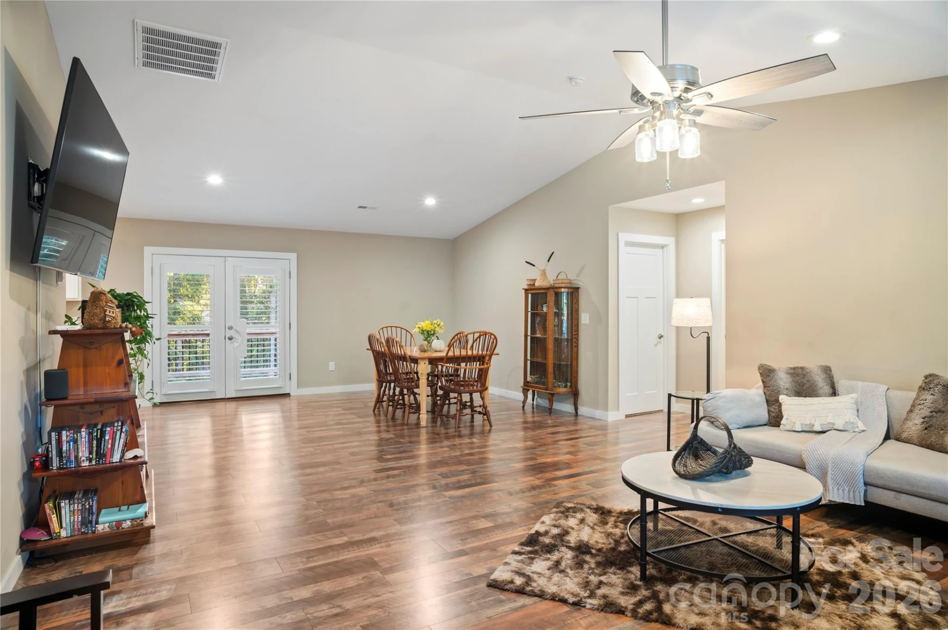 212 Walt Drive - Photo 16