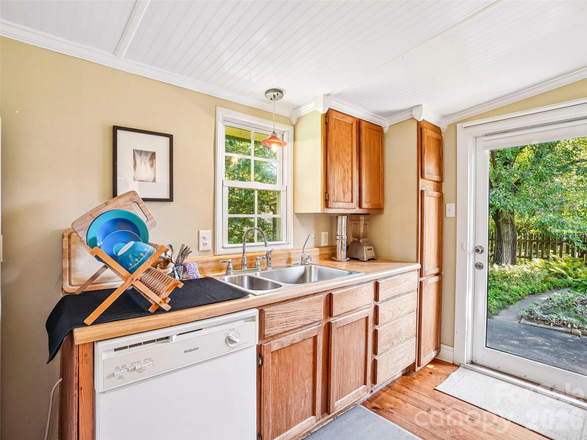 75 Cisco Road - Photo 8
