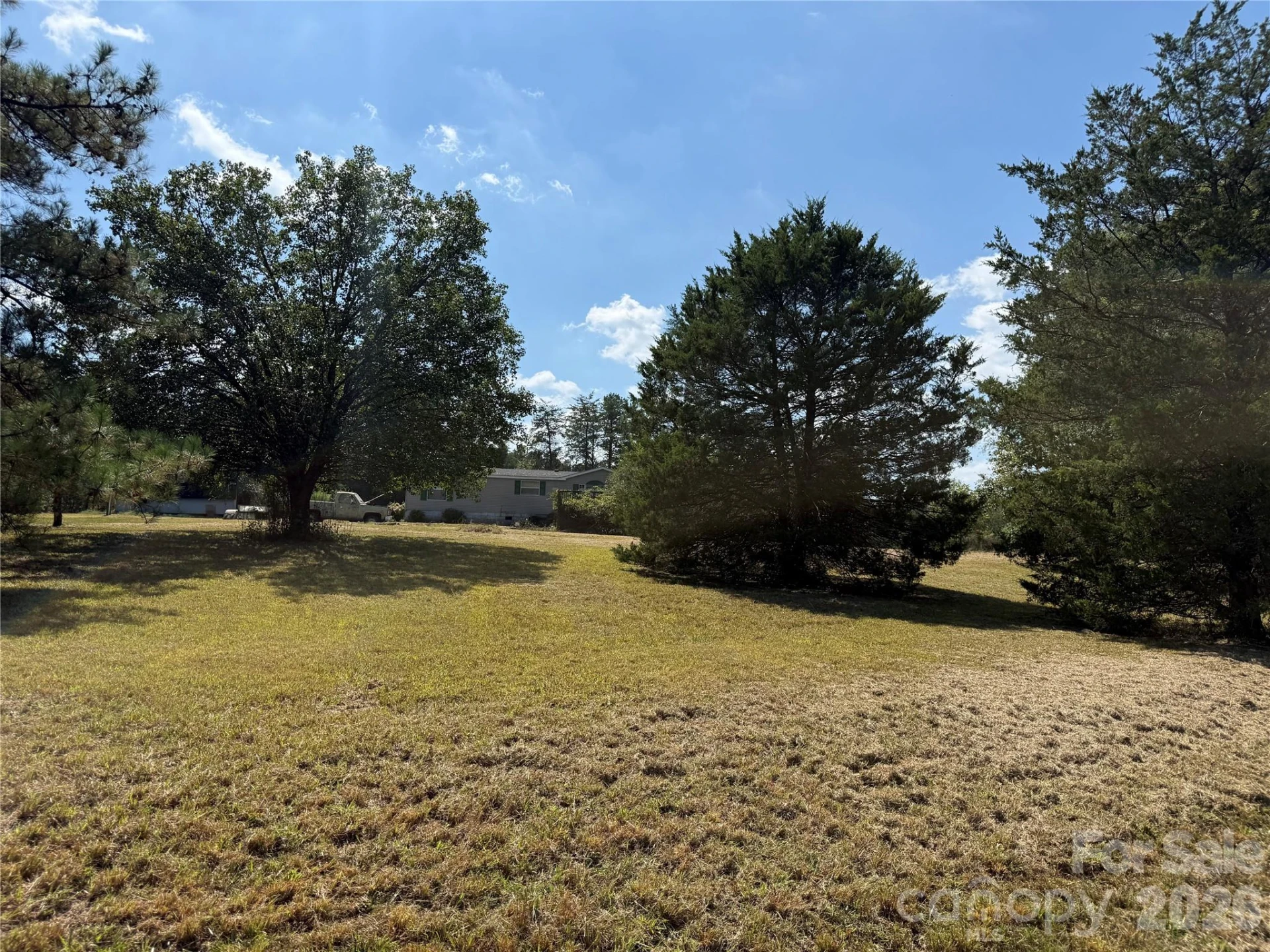 916 Hines Road