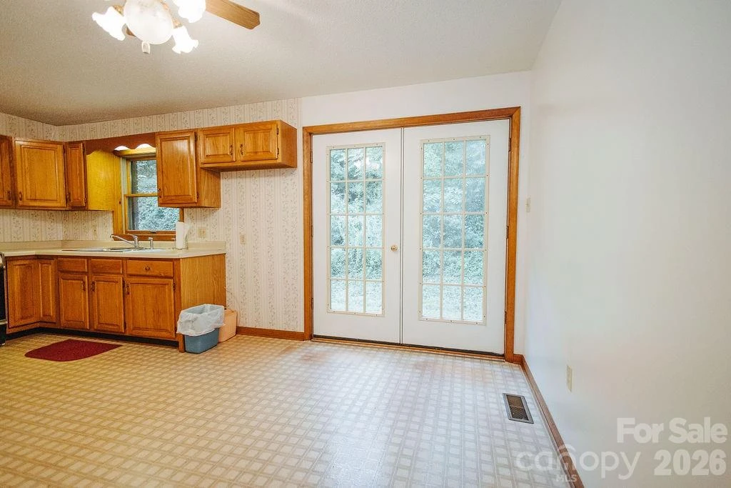 6830 Bat Cave Road - Photo 4