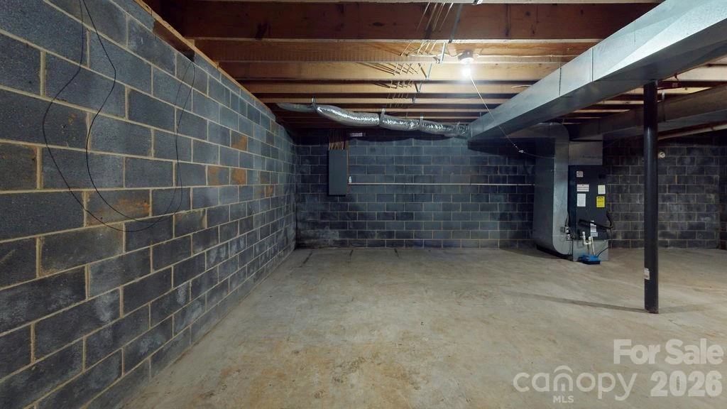 6830 Bat Cave Road - Photo 31
