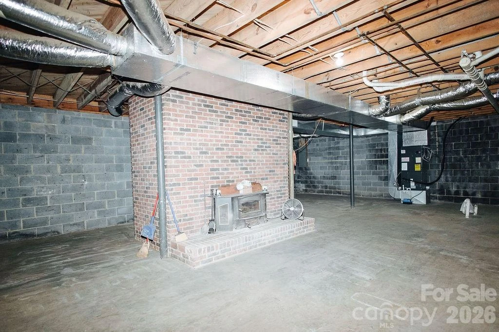 6830 Bat Cave Road - Photo 32