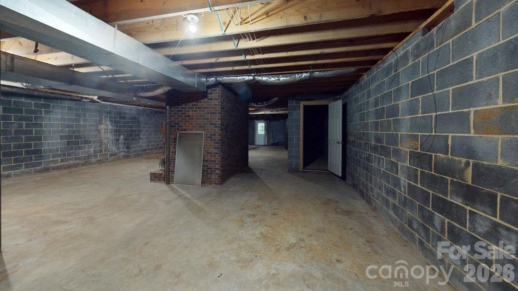 6830 Bat Cave Road - Photo 34