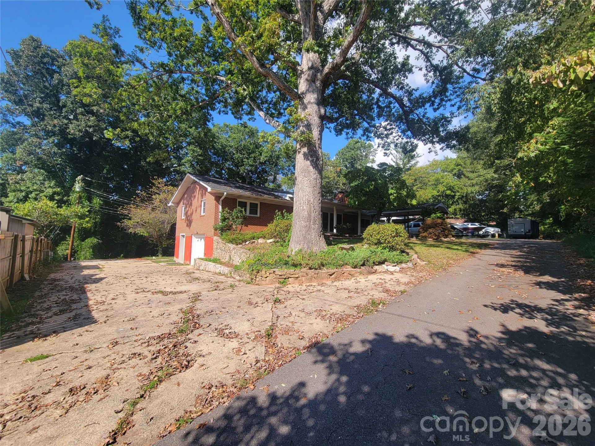 67 Fairlane Drive - Photo 3