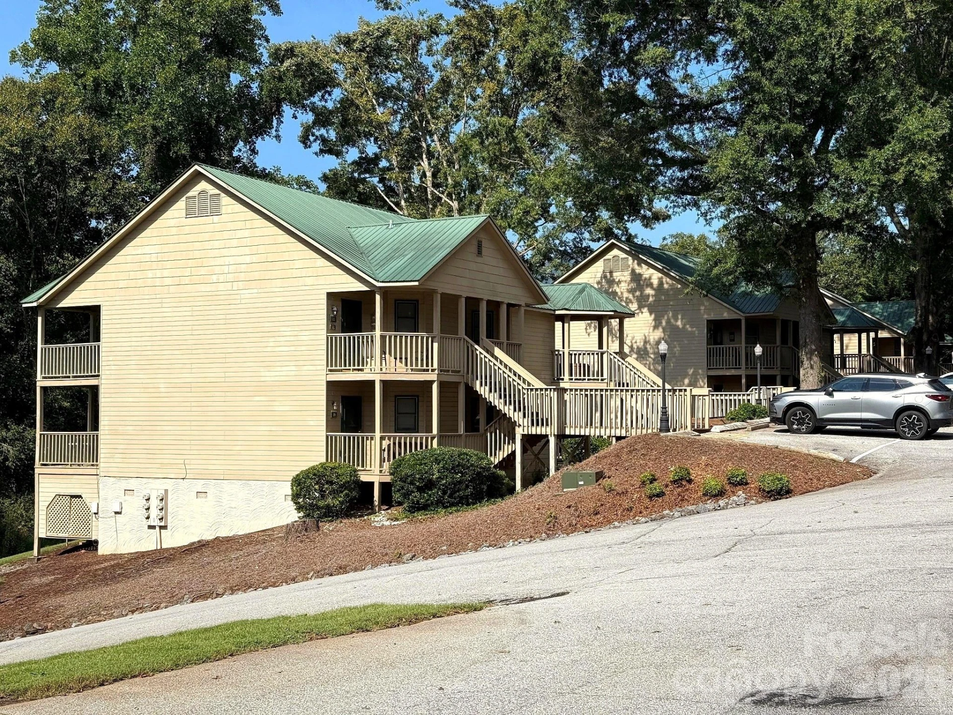 160 Whitney Boulevard #24 - Photo 2