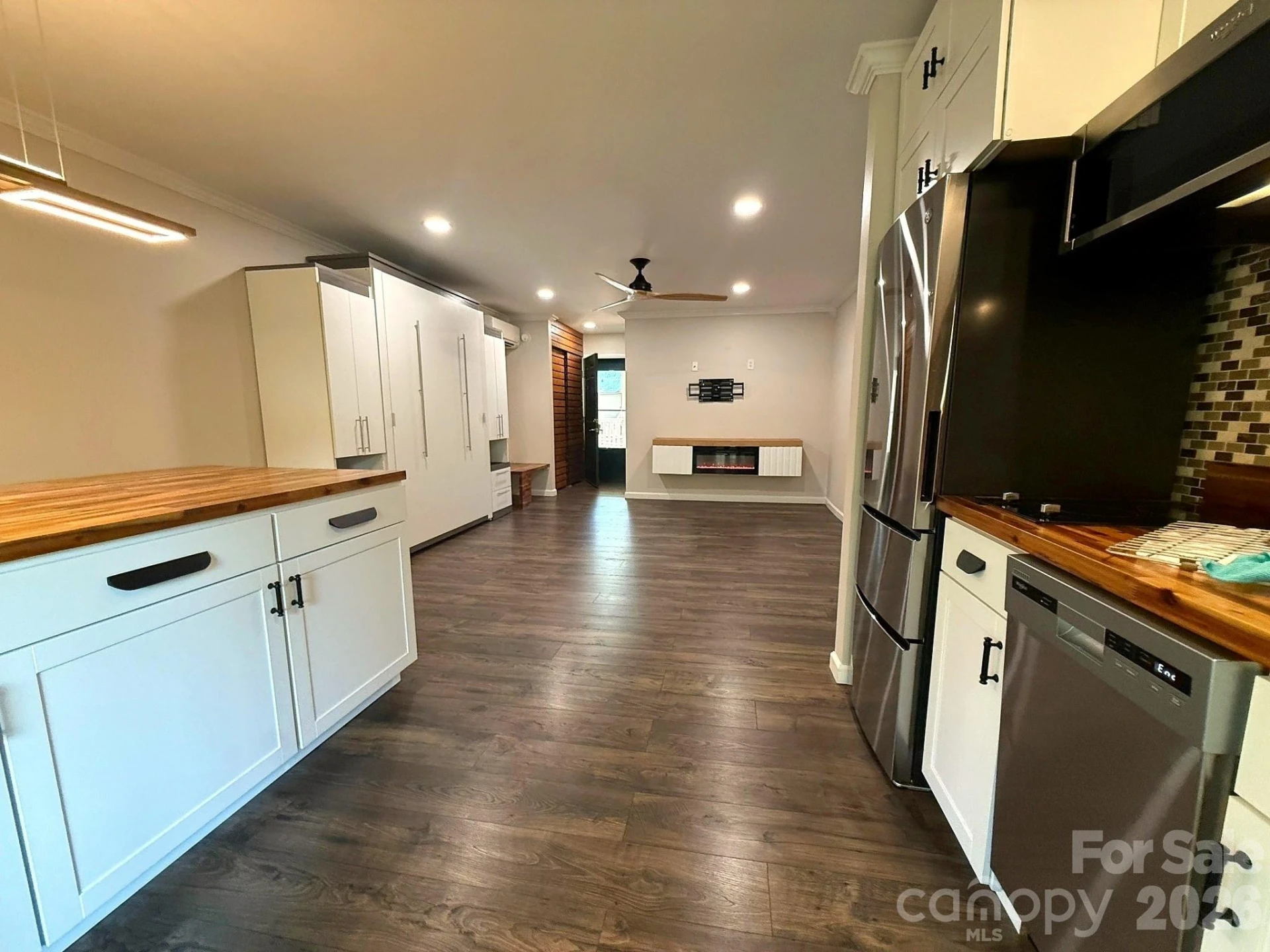 160 Whitney Boulevard #24 - Photo 8