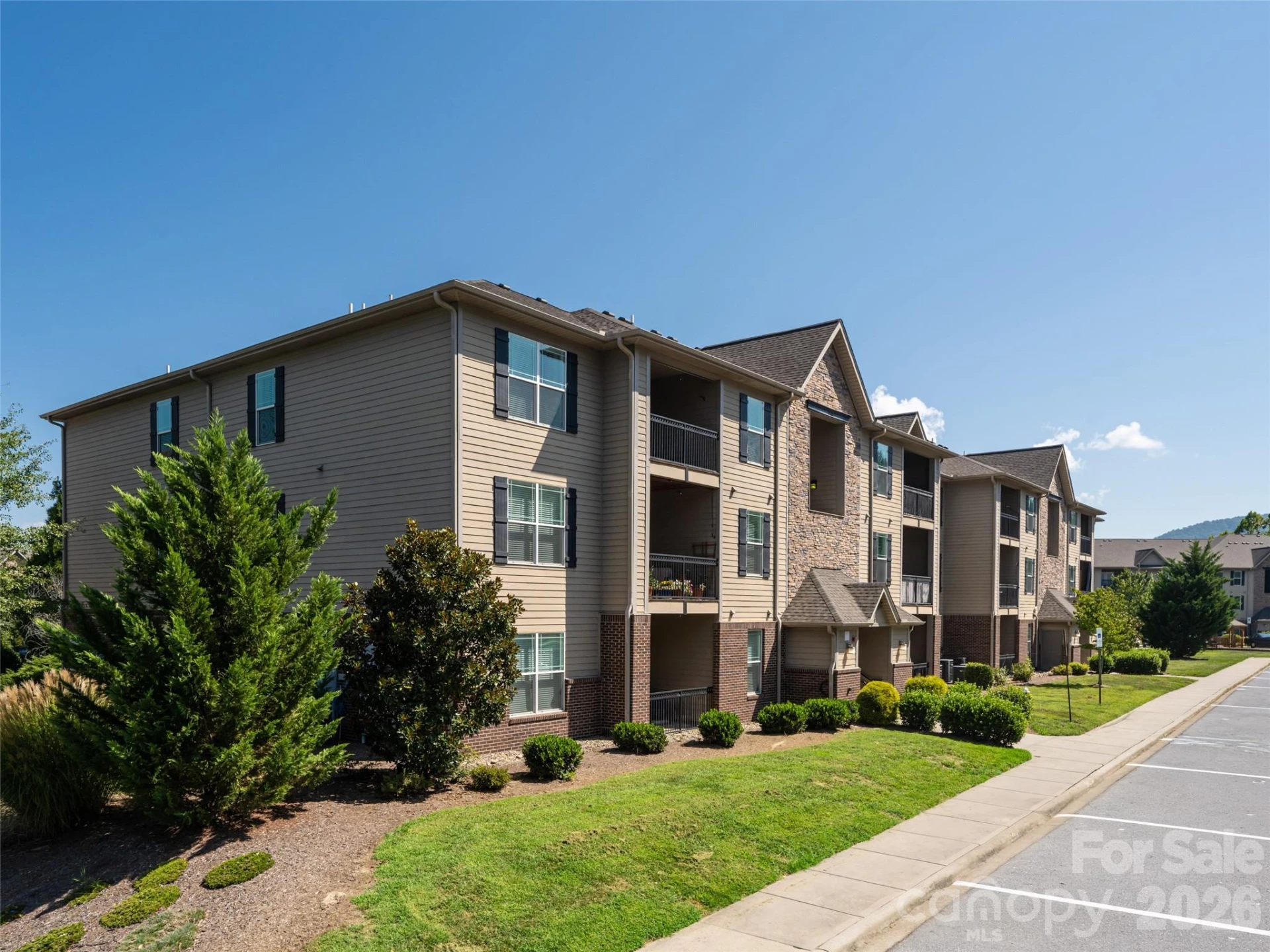 91 Brickton Village Circle #103 - Photo 2