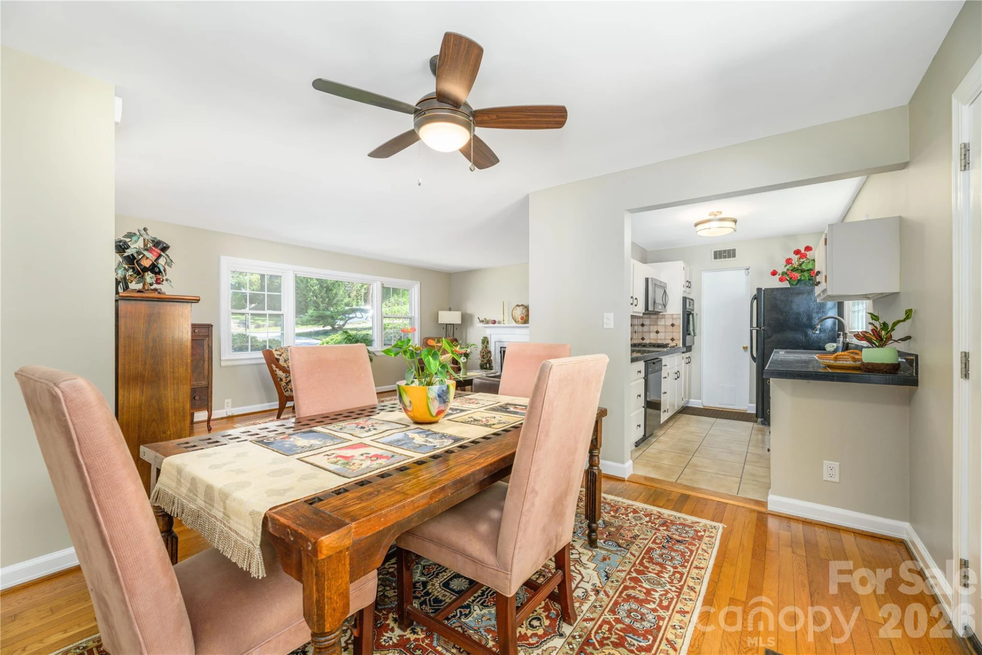 111 Gracelyn Road - Photo 10
