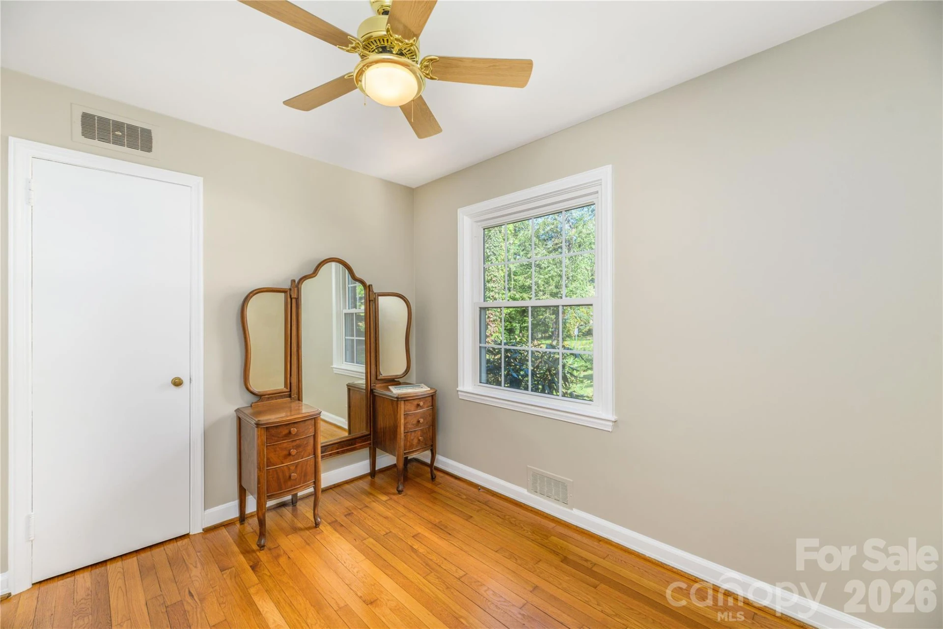 111 Gracelyn Road - Photo 20