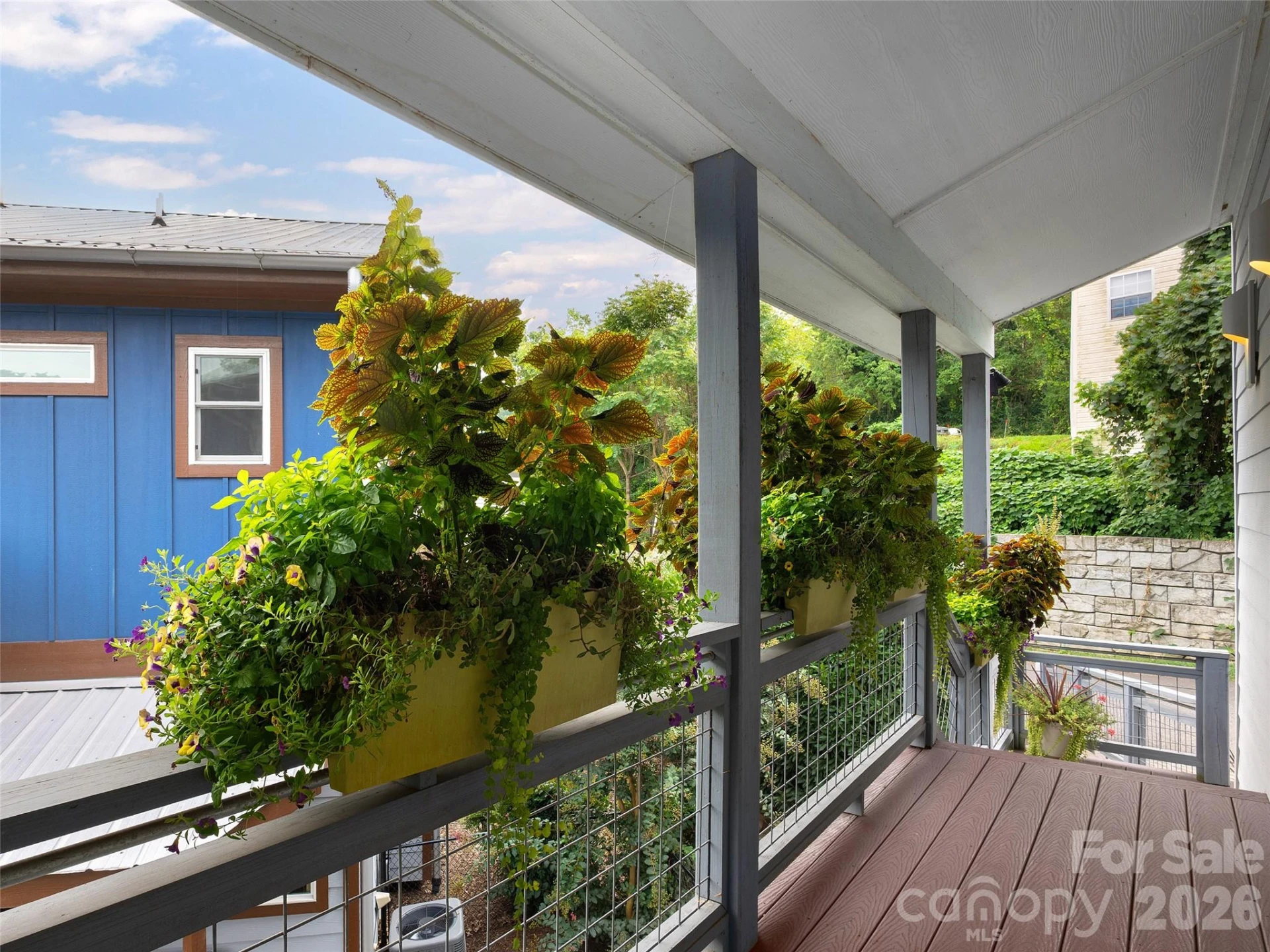 10 Birdhouse Row - Photo 3