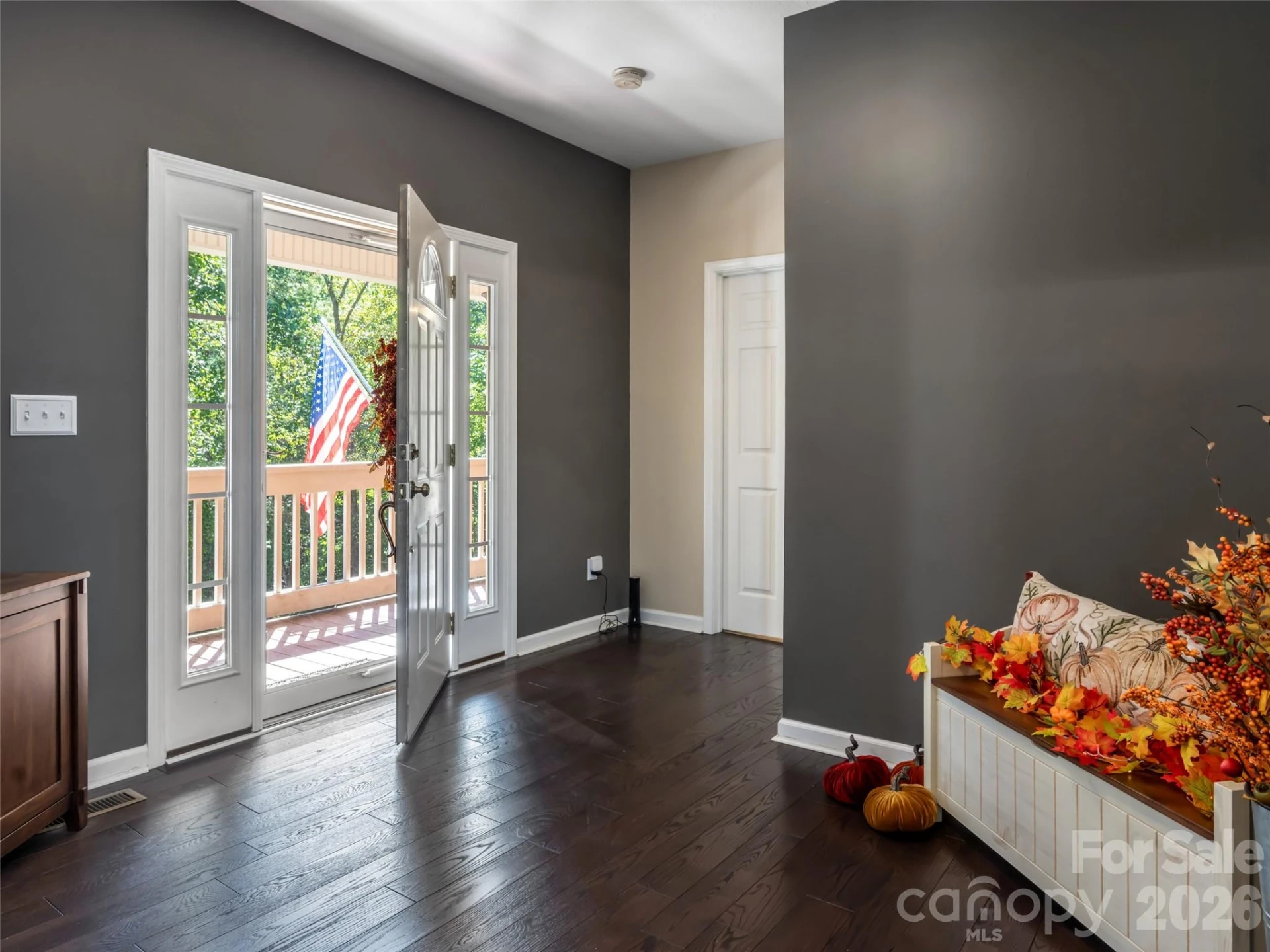 273 Cross Creek Drive - Photo 4