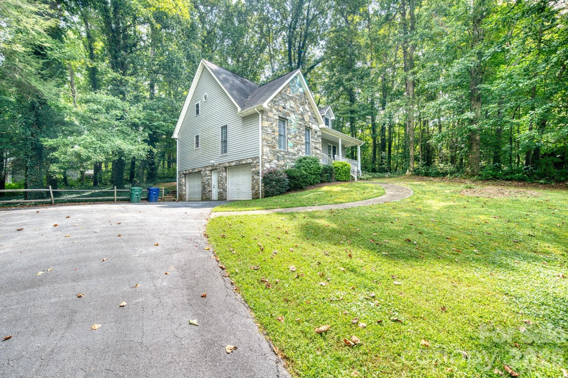 163 Canaan Drive - Photo 4