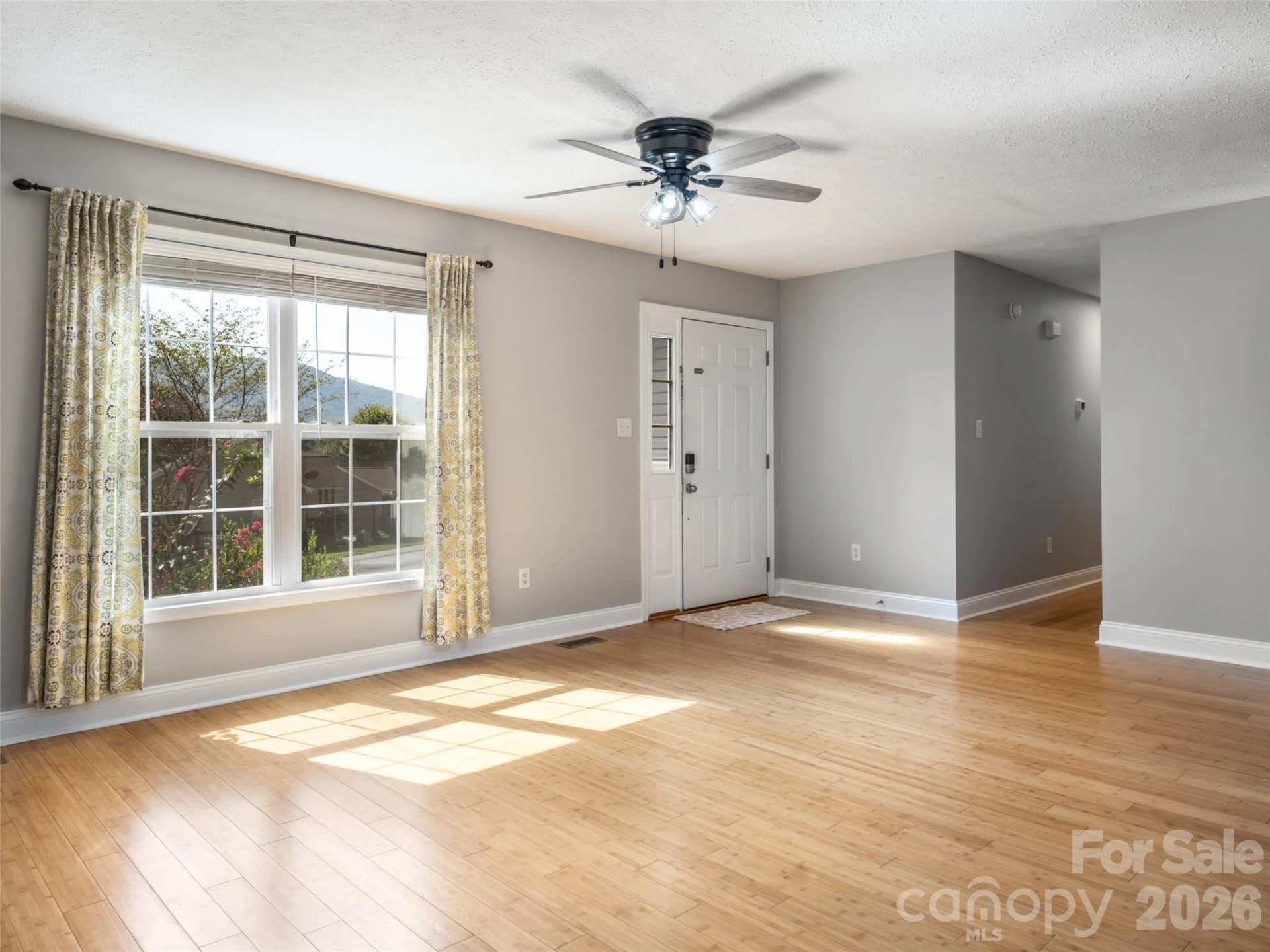 151 W Newberry Drive - Photo 7