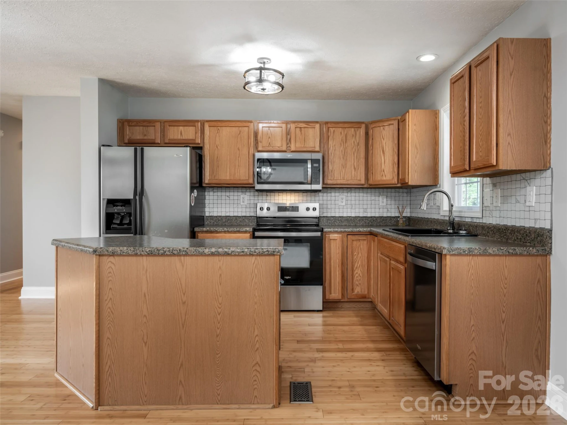 151 W Newberry Drive - Photo 11
