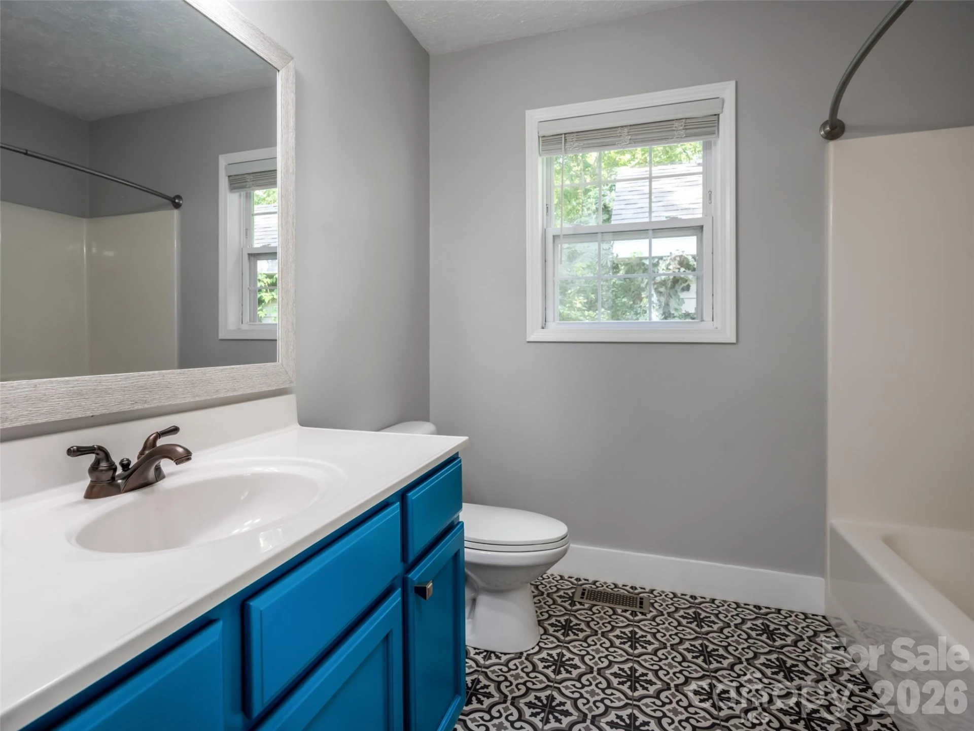 151 W Newberry Drive - Photo 16